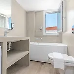 Costa Vasia Boutique 아파트 벌하티