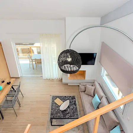 Costa Vasia Boutique * Vrahati