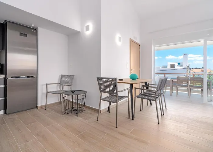 Апартаменты Costa Vasia Boutique Врахати